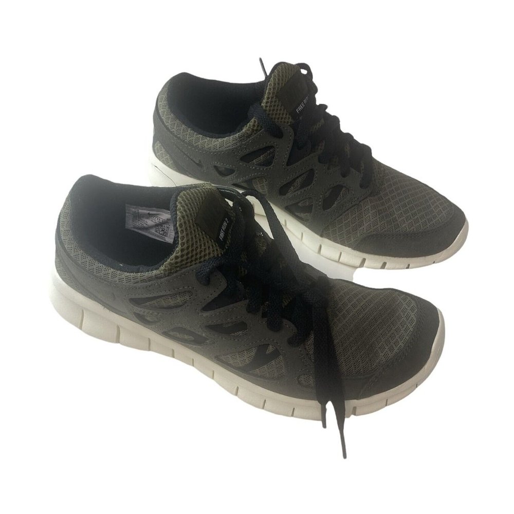 NIKE FREE RUN 2 SIZE 7.5